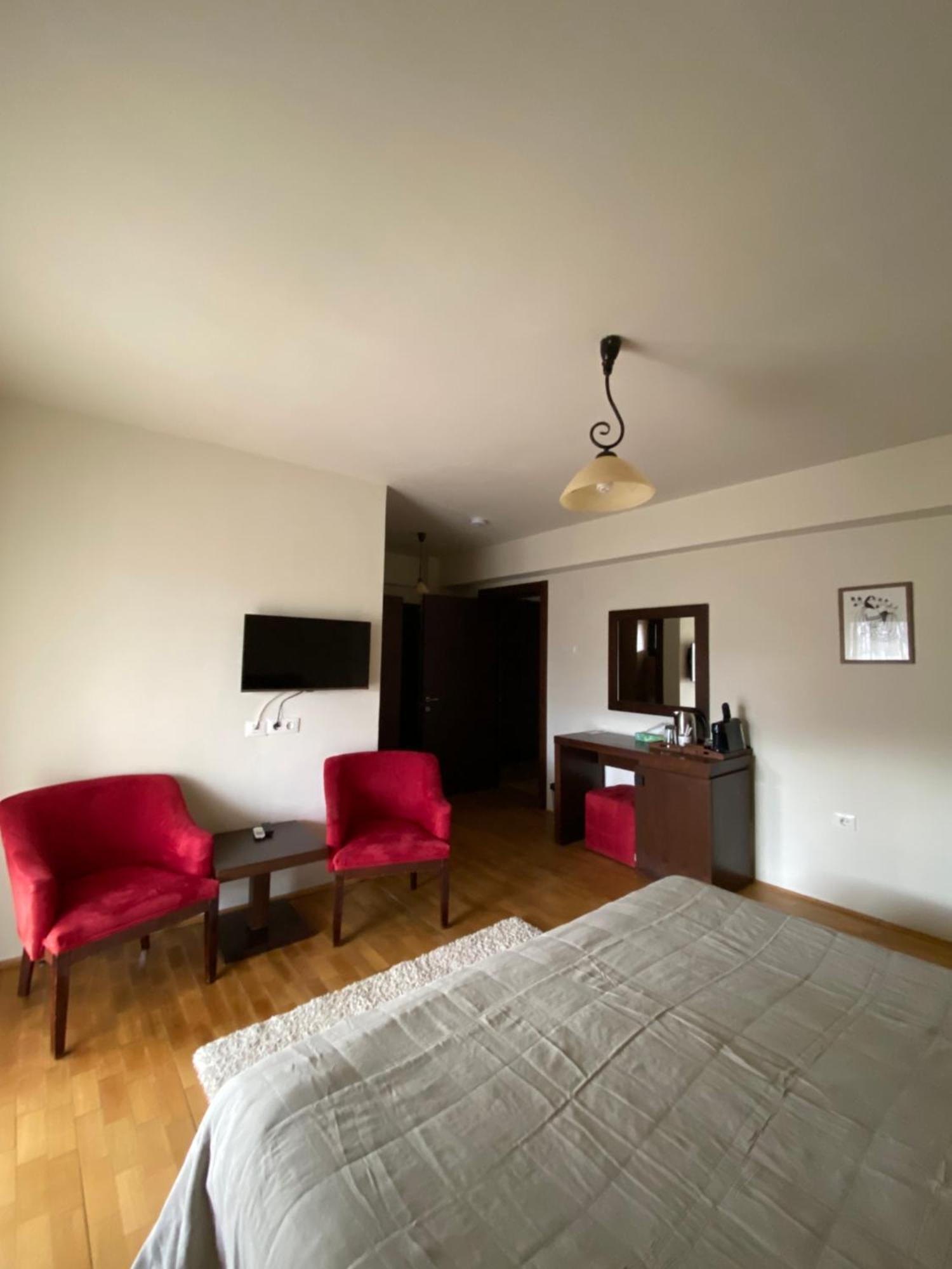 Cetatuia Hotel Măgura Eksteriør billede