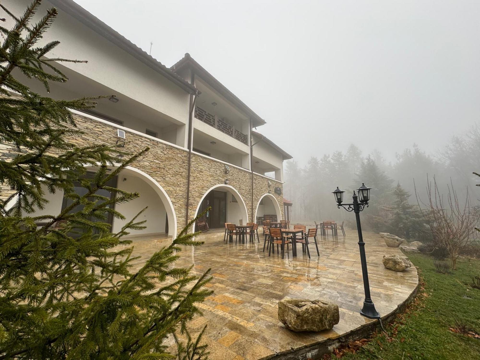 Cetatuia Hotel Măgura Eksteriør billede