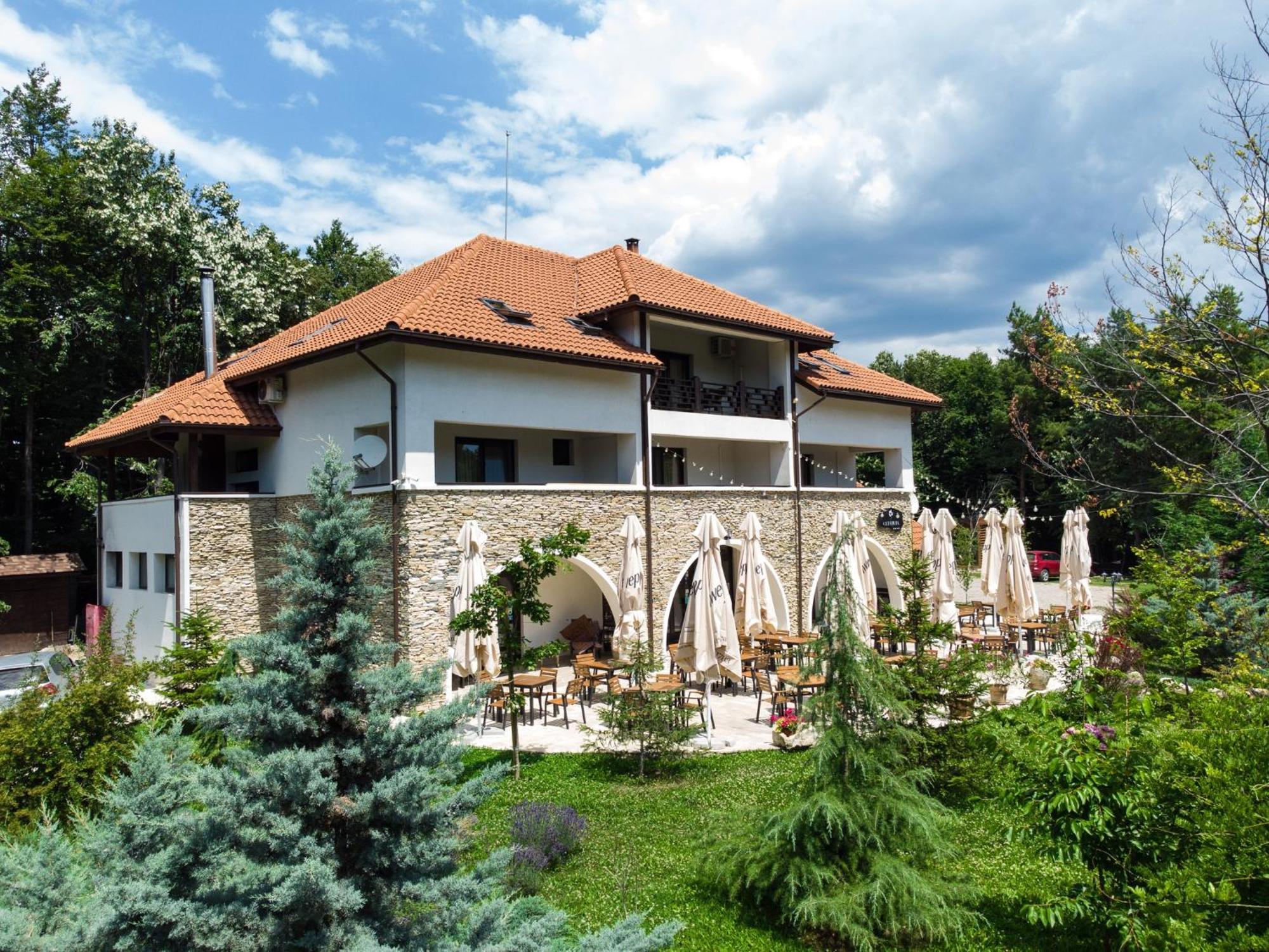 Cetatuia Hotel Măgura Eksteriør billede